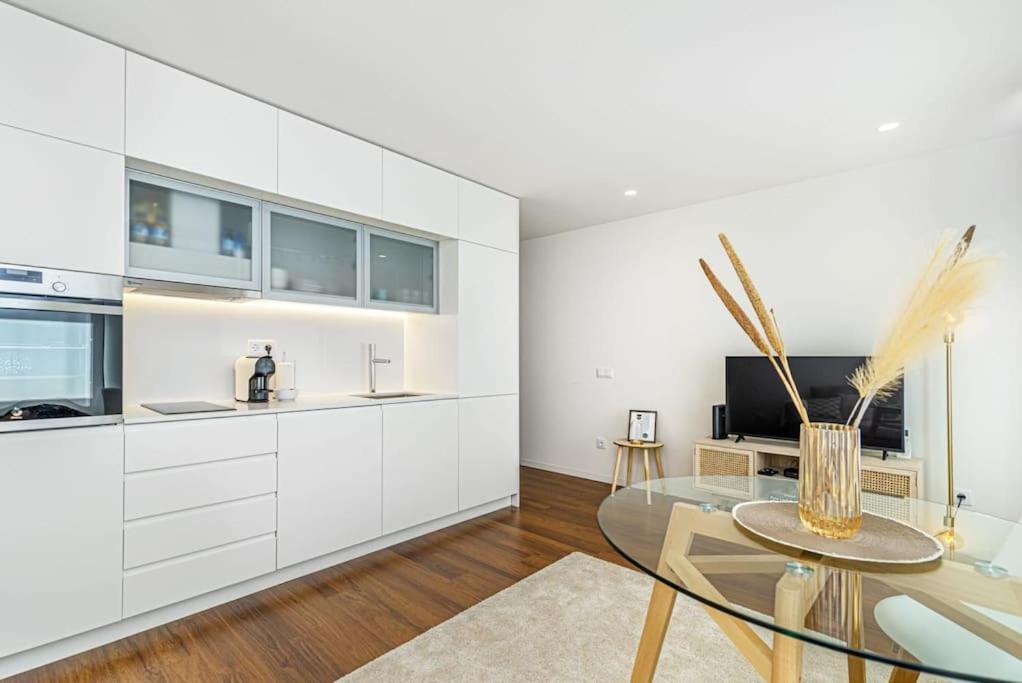 Bombarda Apartments VII By Innkeeper Porto Exterior photo